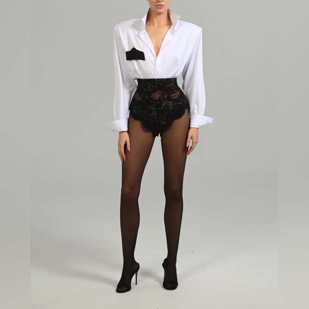 NWT The Dolls House Fashion REVOLVE FWRD Exclusive Toni Lace Micro Shorts Sz M